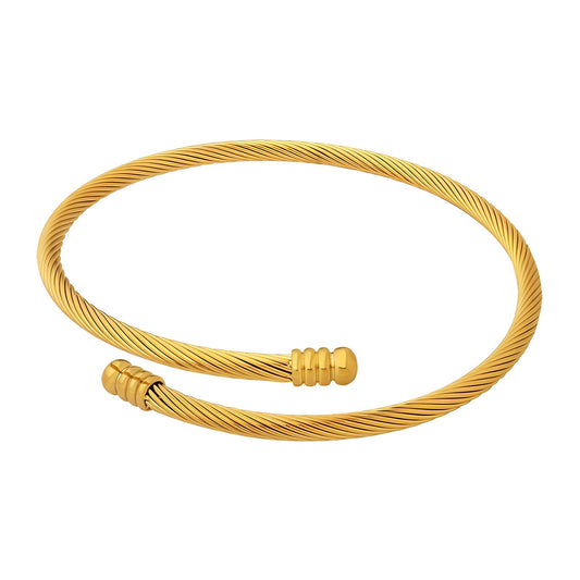 “Twist of Elegance Bracelet” ✨. 18K Gold Plated Steel